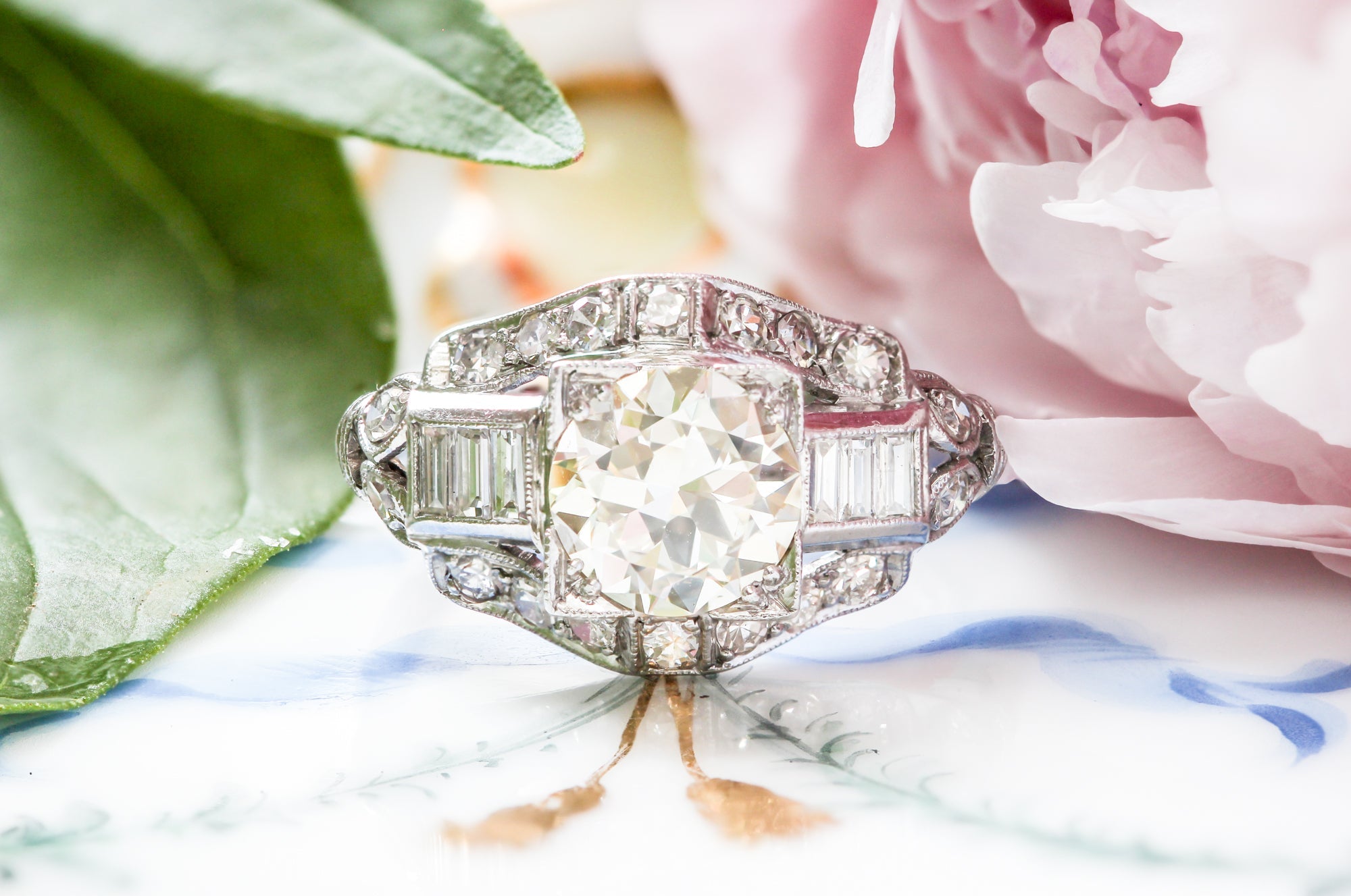 The Appeal of Antique Engagement Rings