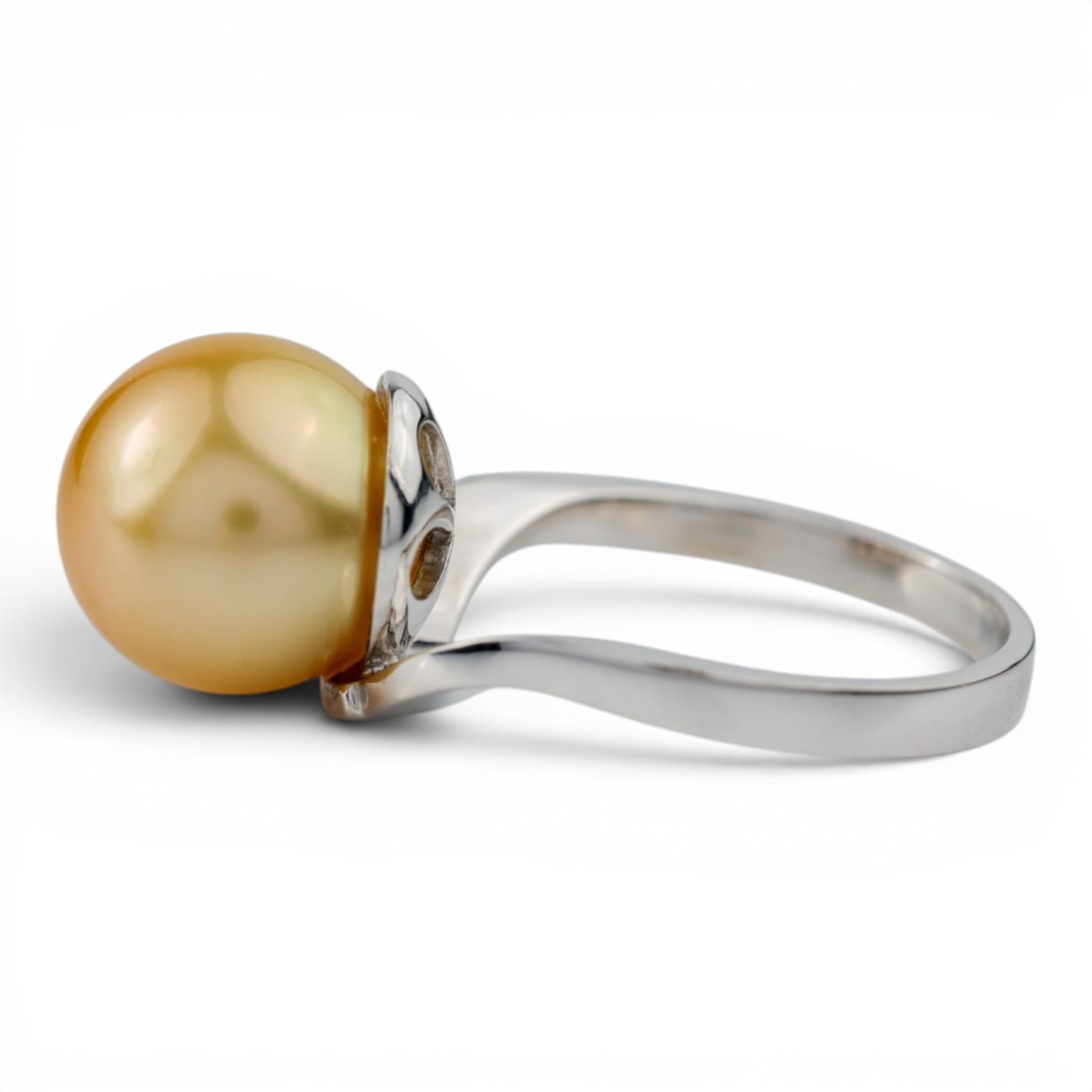 18k South Sea Pearl Ring