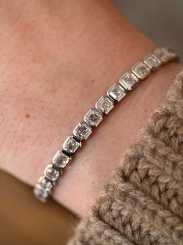 Asscher-Cut Bezel Lab Grown Diamond Bracelet