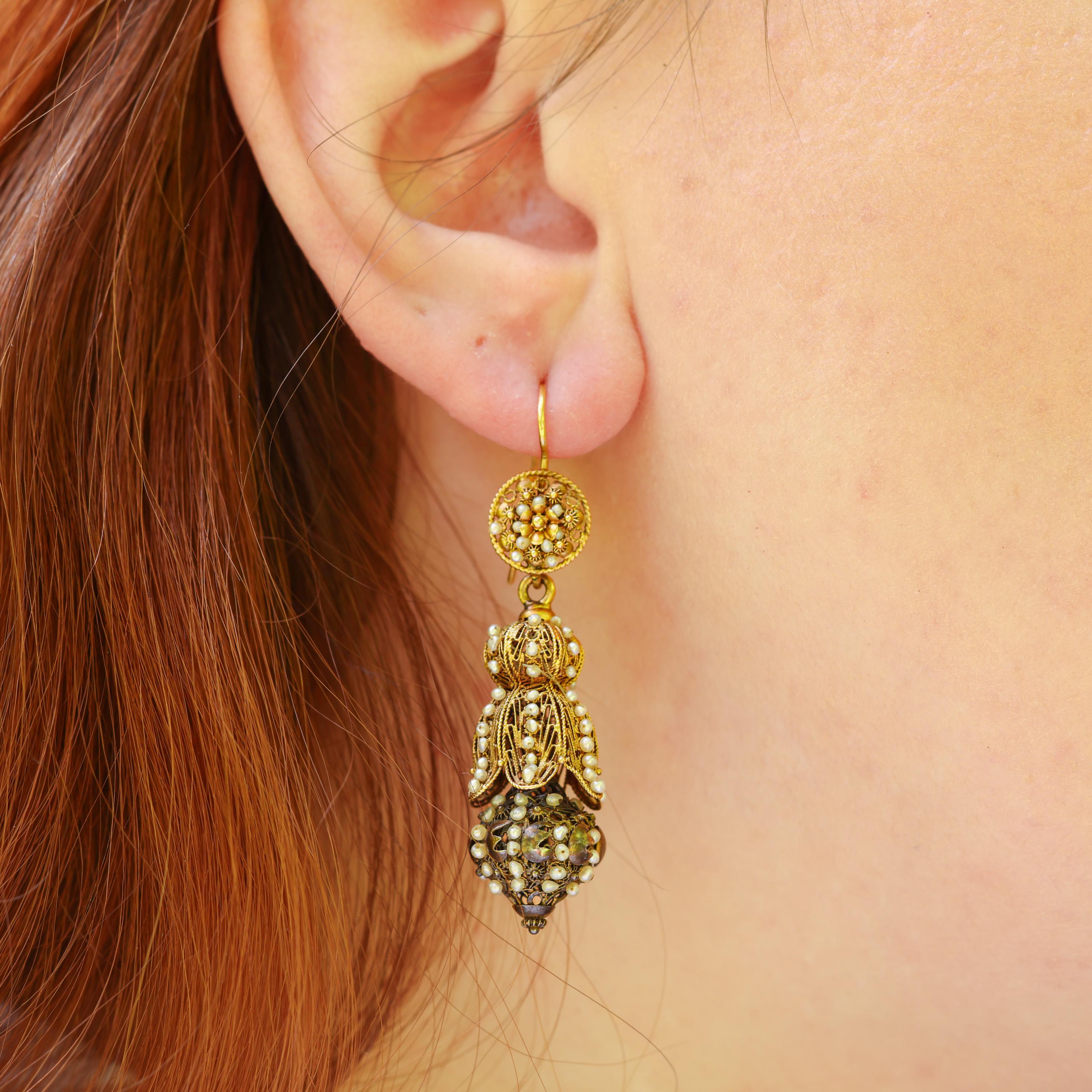 Spanish Georgian Era Pearl Gold Filigree Dangle Earrings