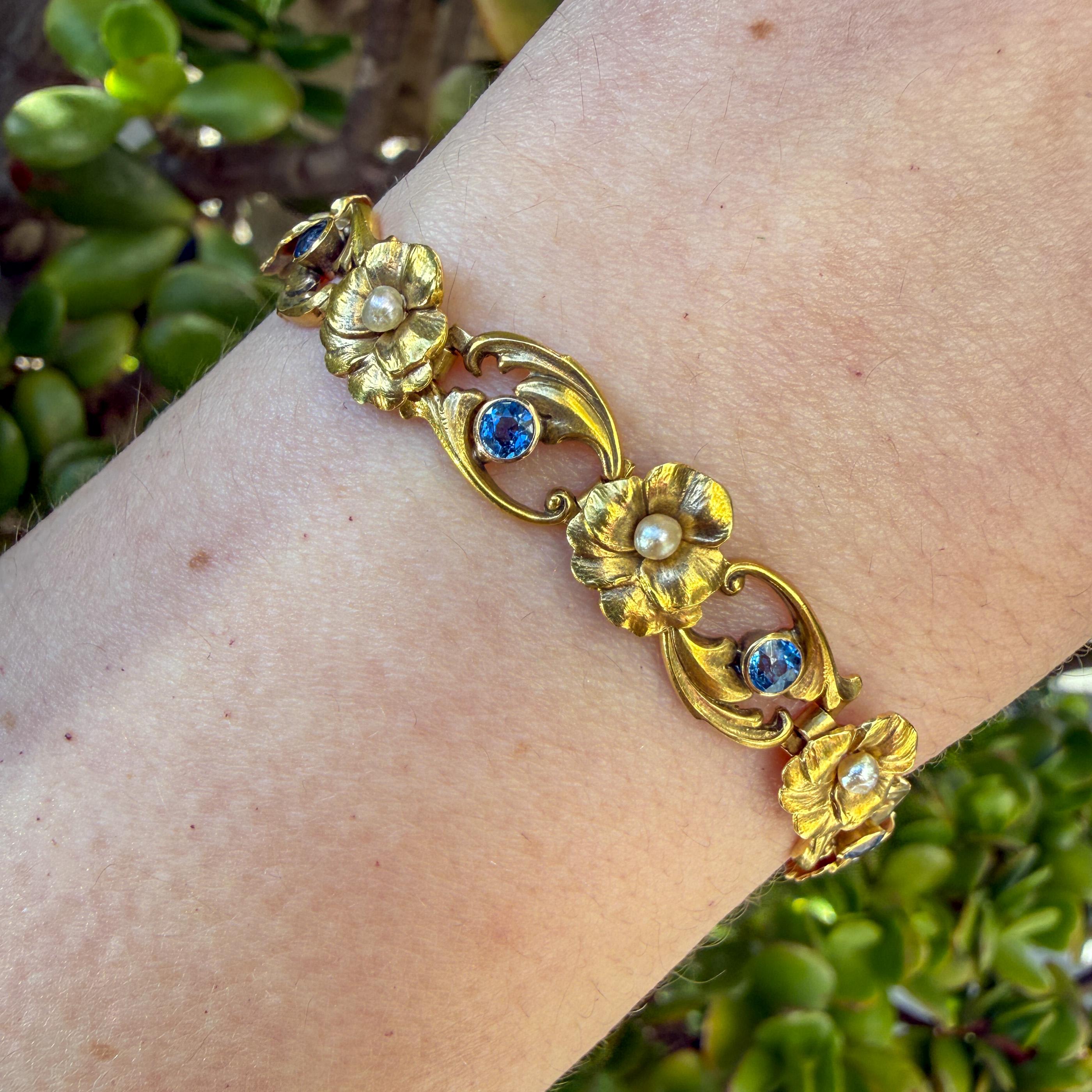 Krementz Arts & Crafts Montana Sapphire Floral Gold Bracelet