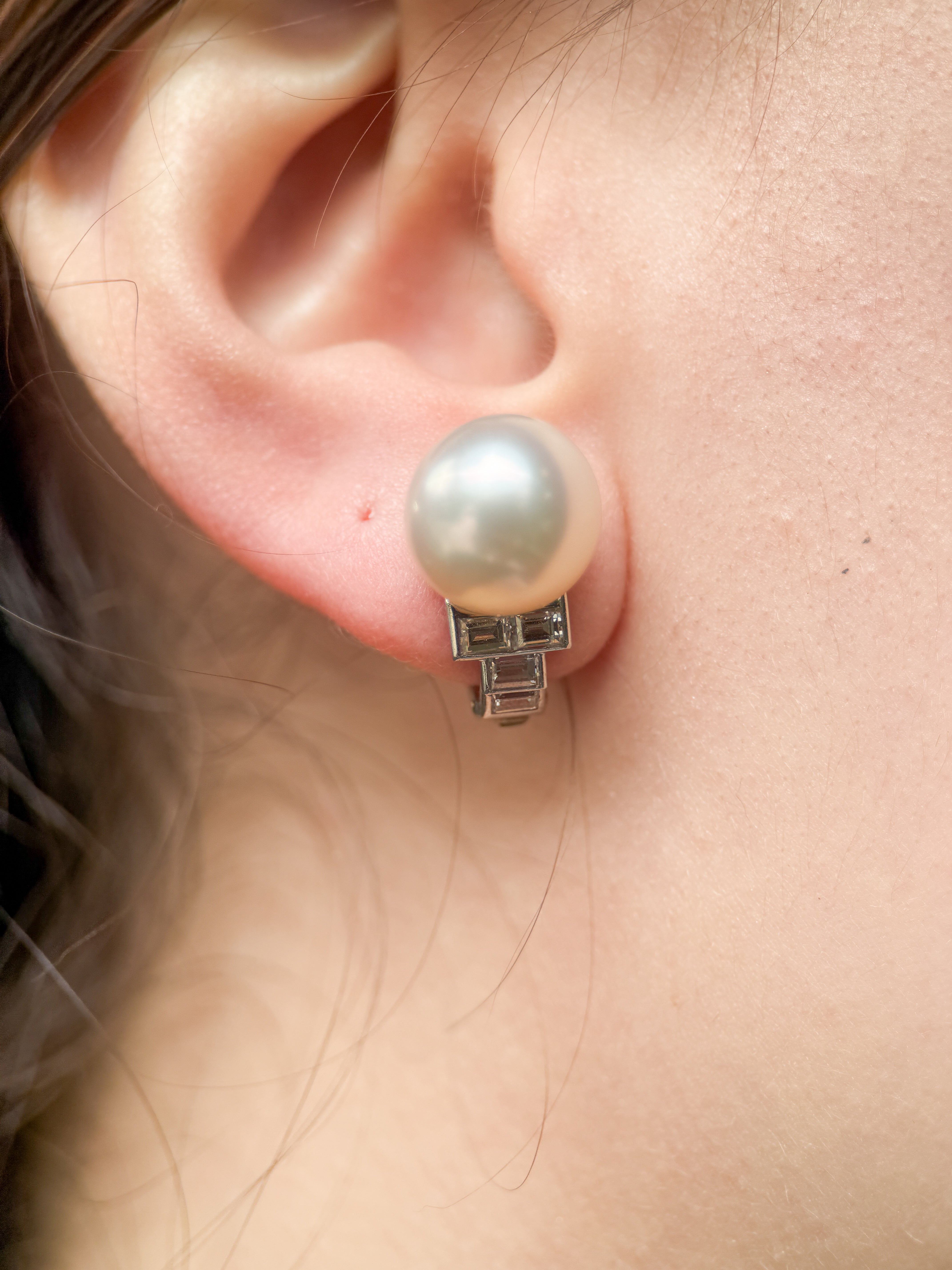 Art Deco Cartier France Platinum & 18k Gold South Sea Pearl (11.5mm GIA 2221507325)) & Diamond (1cttw) Clip Earrings
