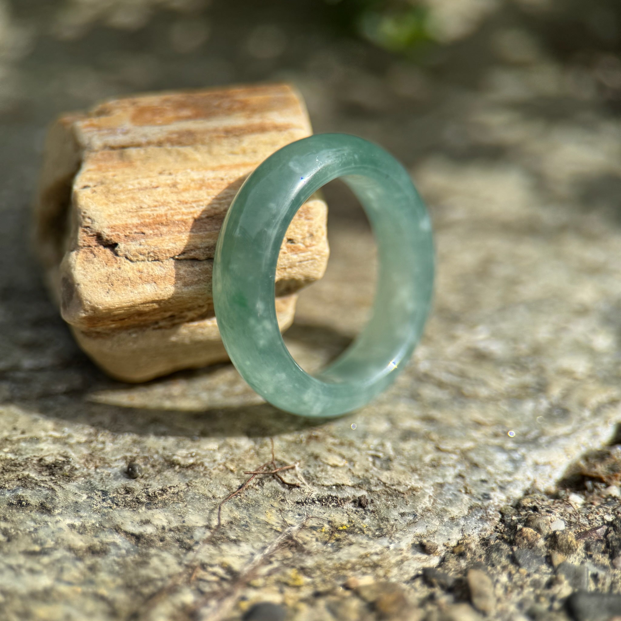 Jade Band Size 8.25