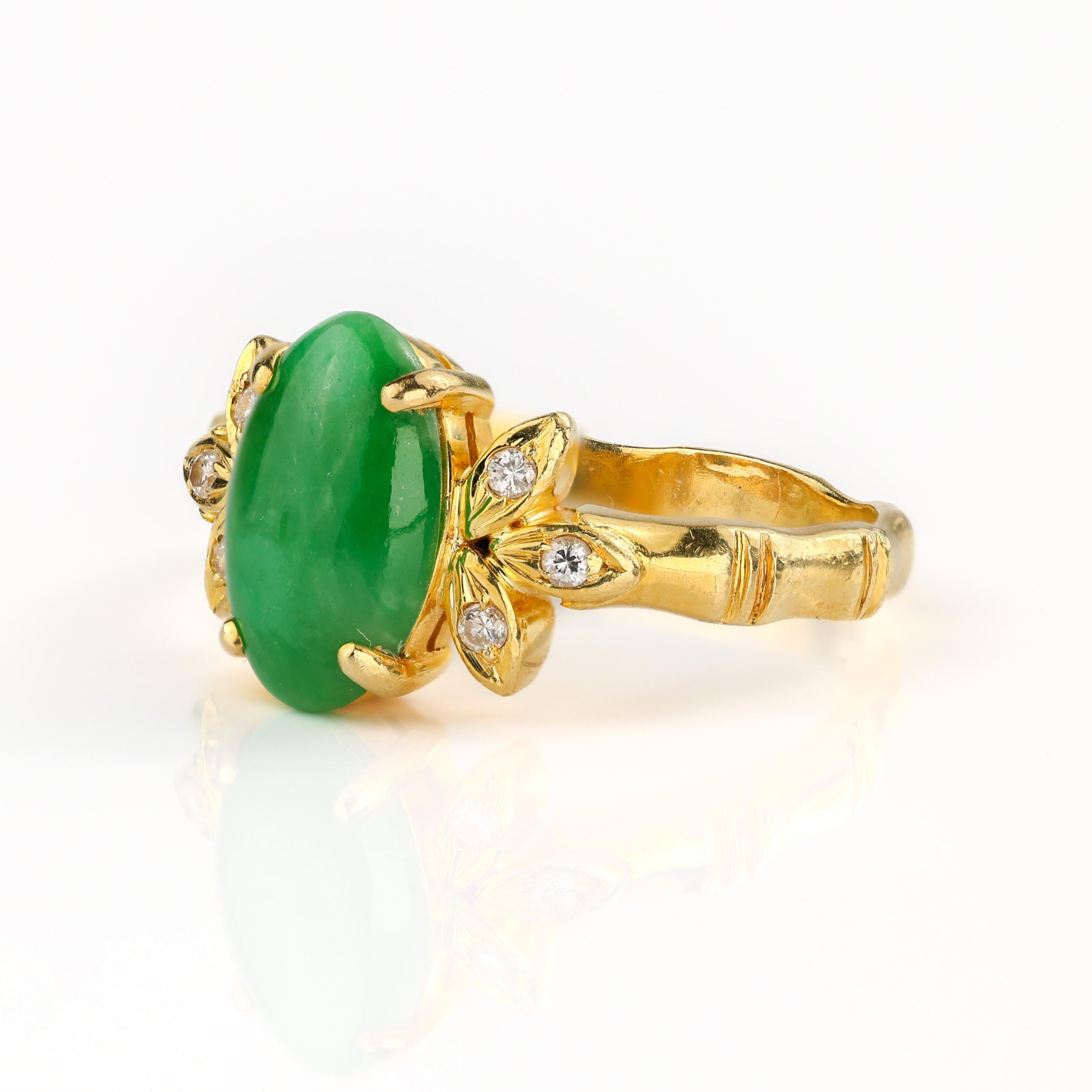 Vintage 18K Jade and Diamond Ring