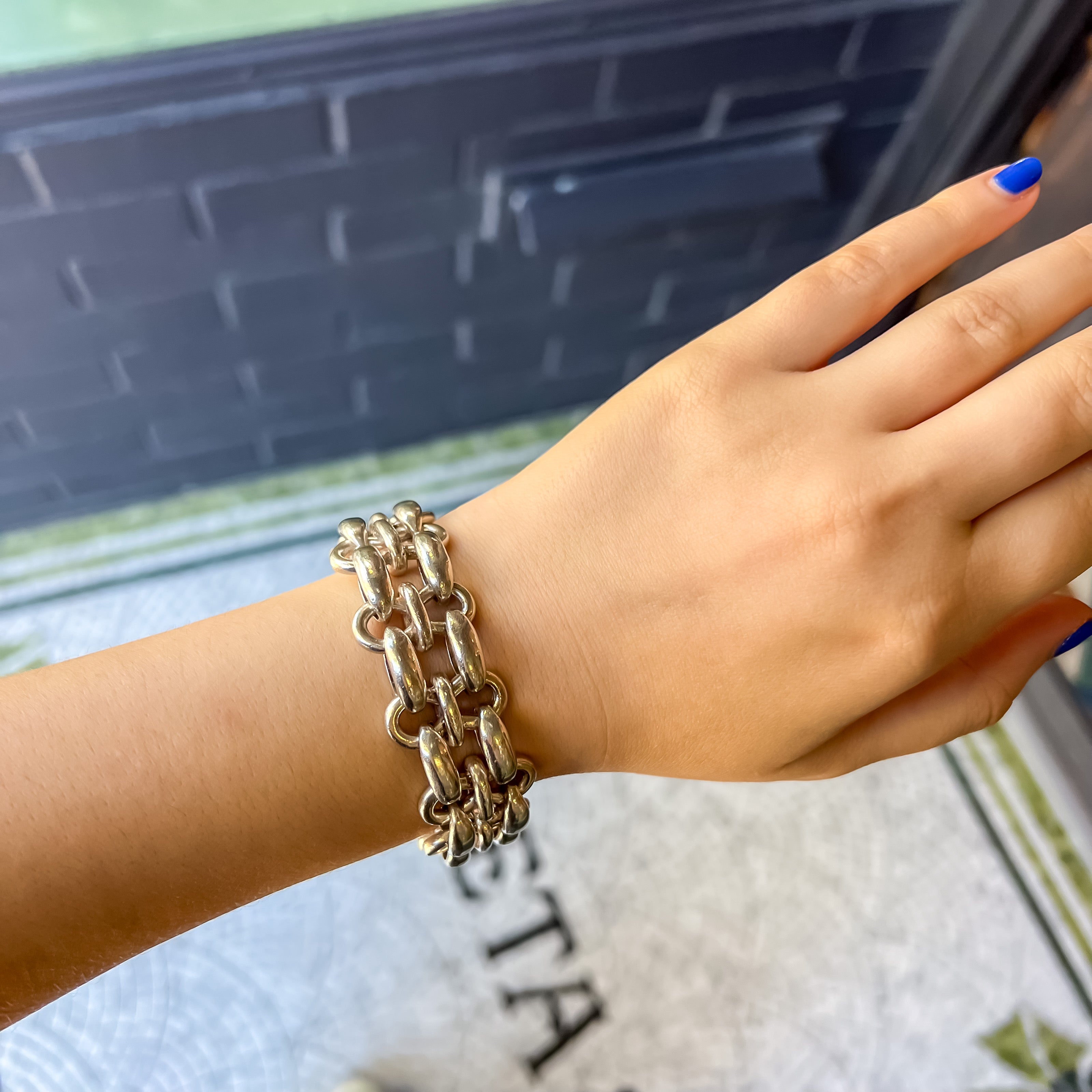 Vintage Gucci Sterling Silver Wide Chain Bracelet