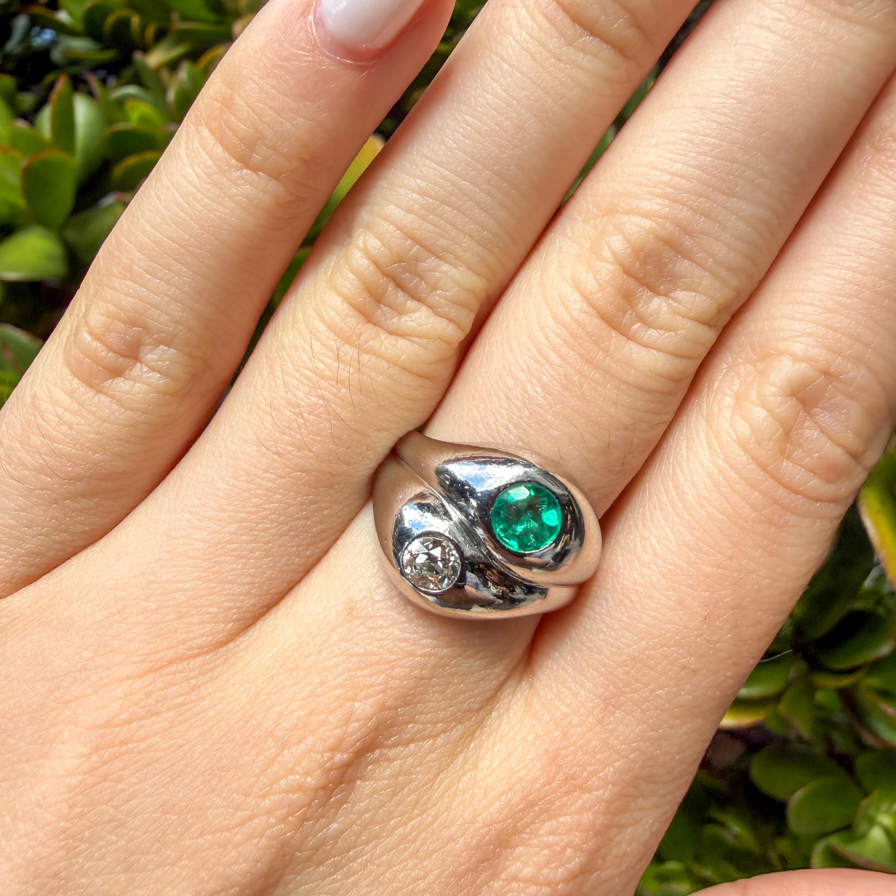 Art Deco Emerald & Diamond Toi et Moi Platinum Ring
