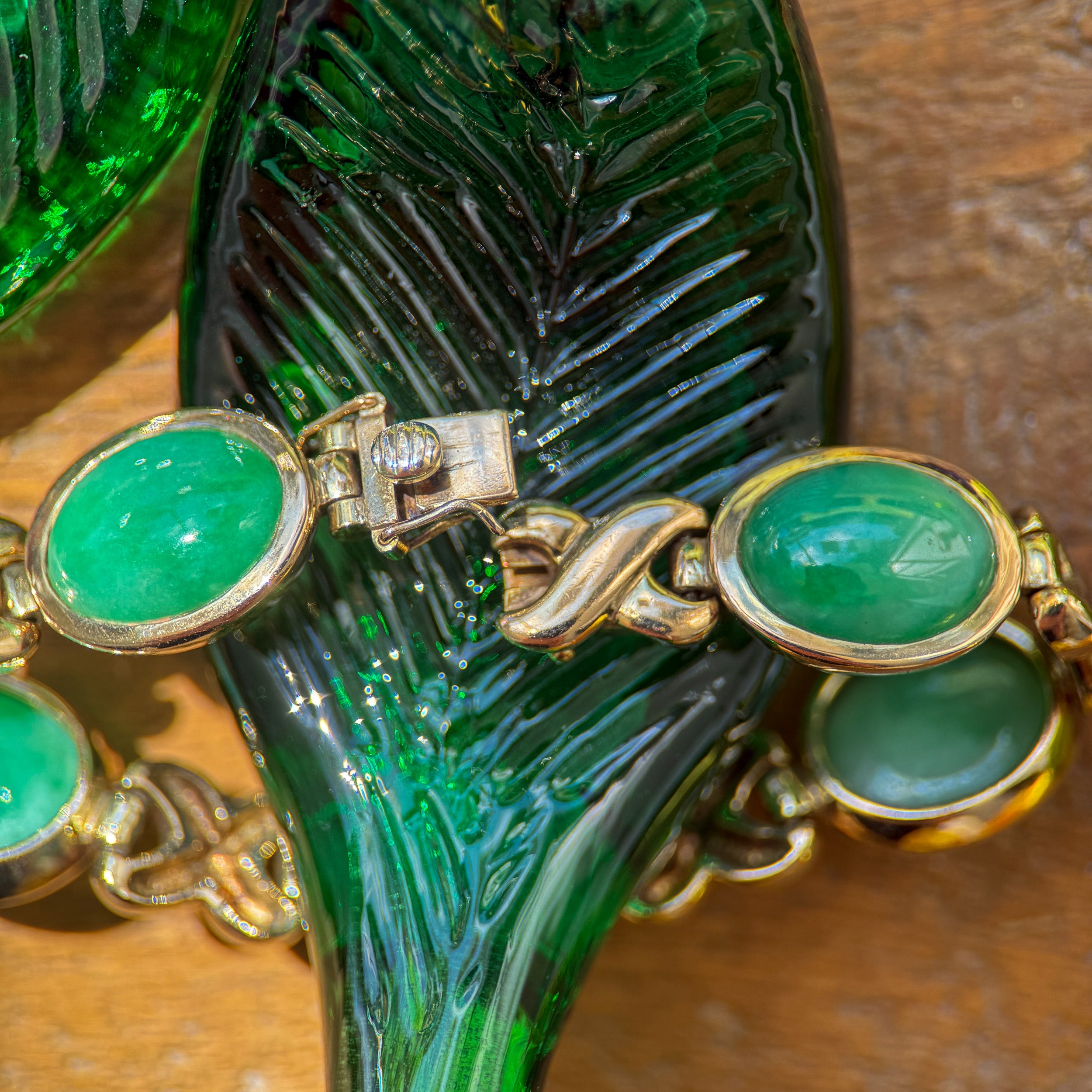 Mid-Century Yellow Gold Jade Link Bracelet