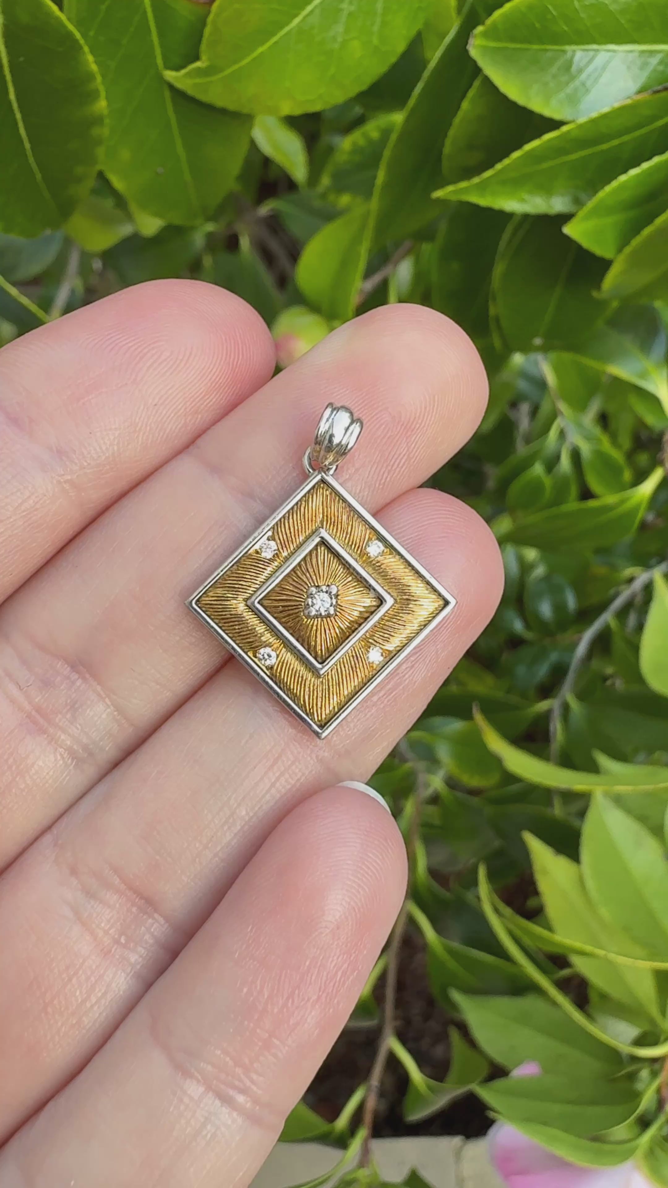 Gianmaria Buccellati 18k Gold Diamond Pendant Necklace Charm