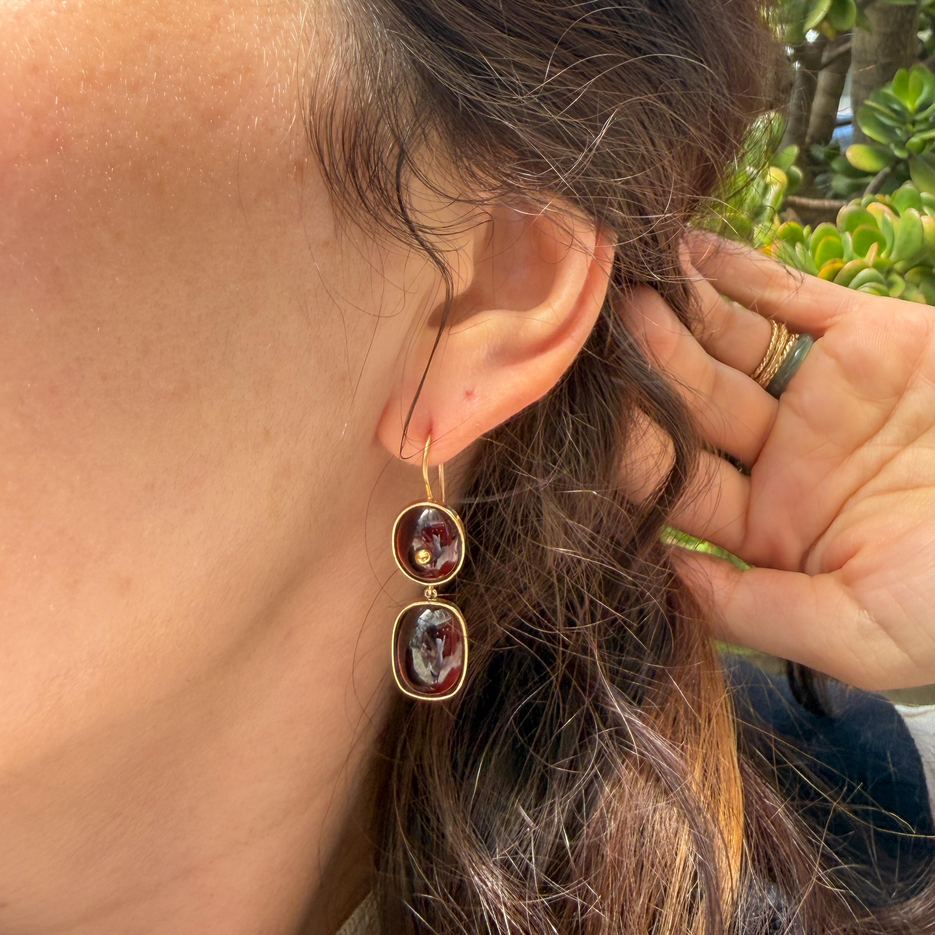 Victorian 14K Yellow Gold Garnet Earrings